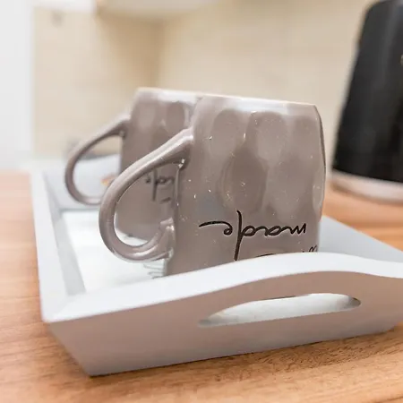 Apartment Charm *